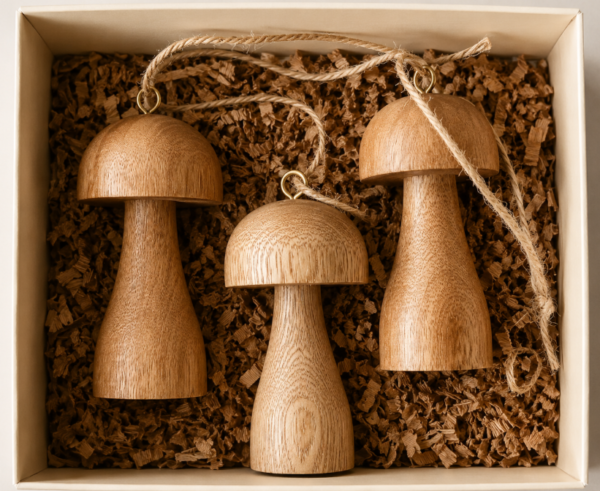 Set de Hongos Decorativos Colgantes en Madera de Roble | Adornos Artesanales para el Hogar